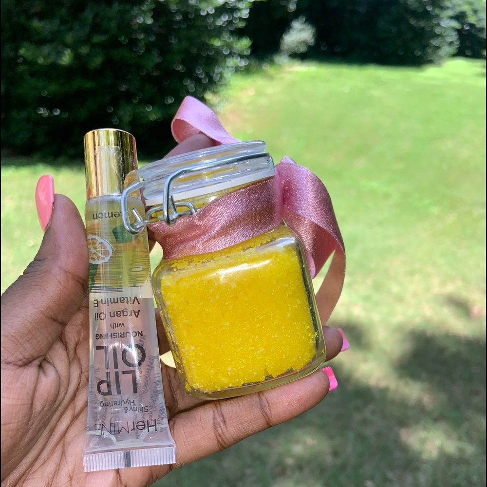 candied lip scrubs - Picture 5 of 7